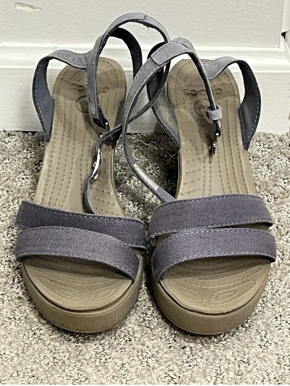 Crocs blue Leigh wedge heel canvas Adjustable strap slip on Size W9 Vacay Beach